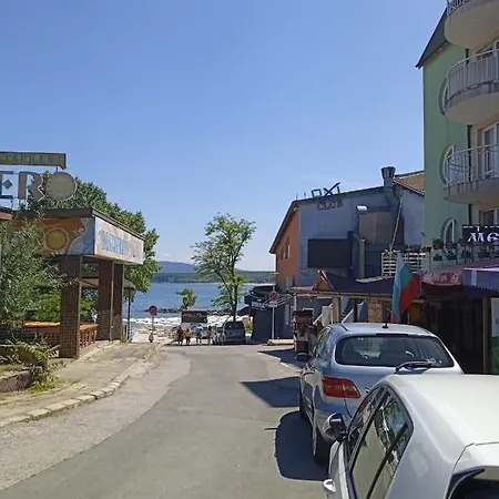 8 8 Apartamento Primorsko
